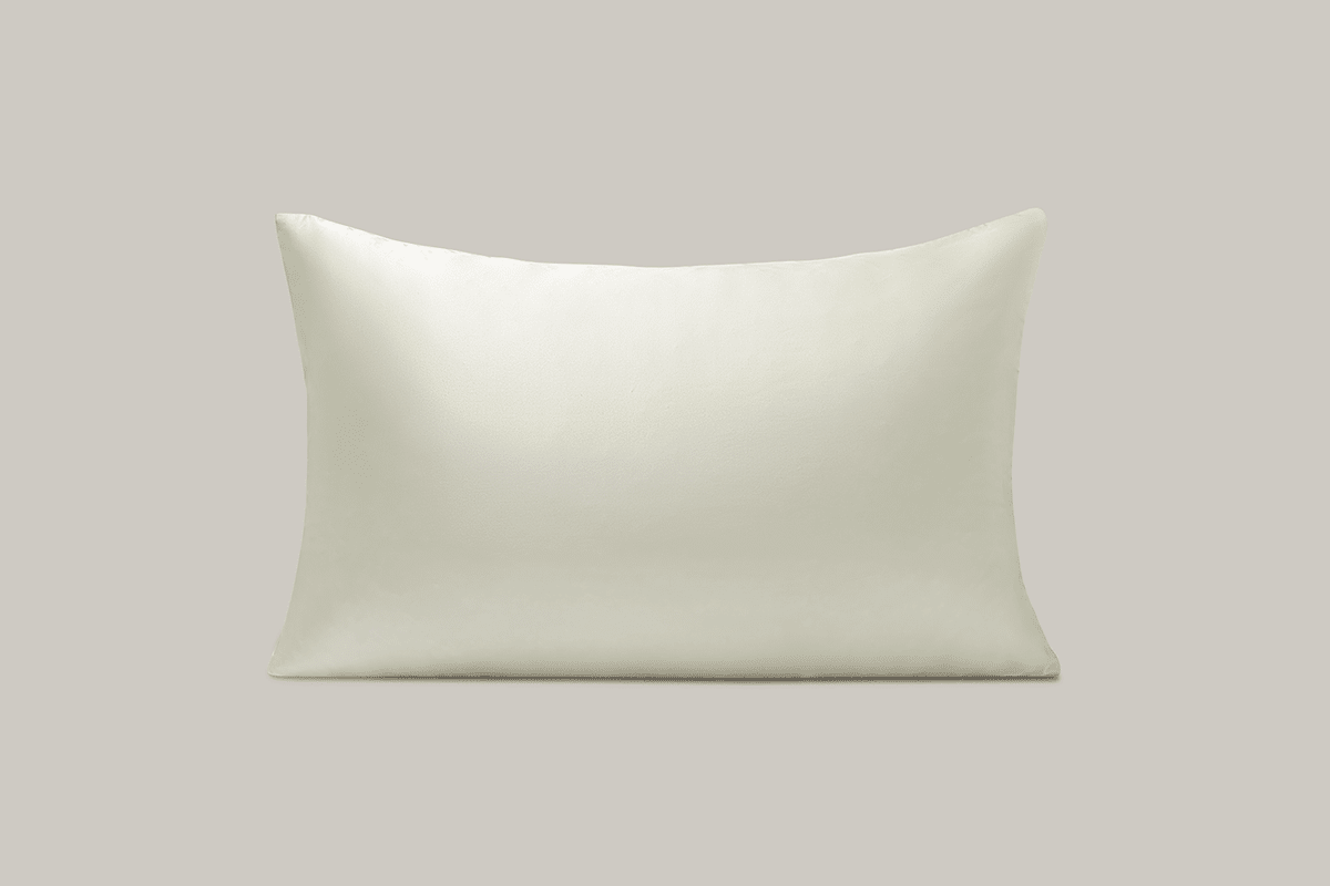 Coop_SilkPillowcase_PDP_Cream_1200x800_7beef91b-683a-49bb-9d4b-970727d01ae5