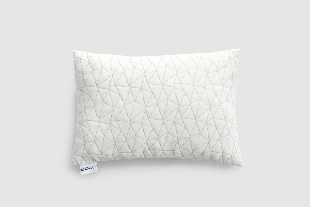 PDP_OriginalToddlerPillow_01_f99158a8-4deb-406f-affa-e2c735a6745b